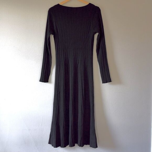 BANANA REPUBLIC Ribbed V-Neck Sweater Dress, Black, Size Small NWT $150 - Picture 9 of 15